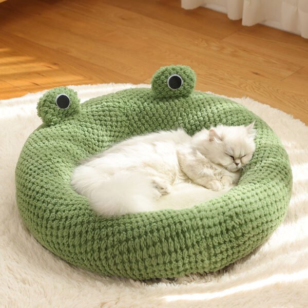Little Frog Warm Plush Cat Nest