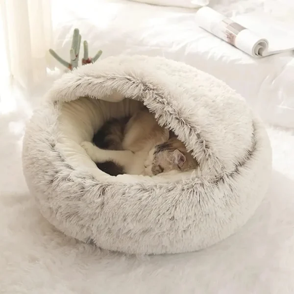 CozyCuddle Round Plush Cat Bed